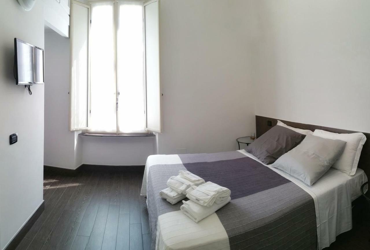 Centro Storico - Fermata Montesanto Hotell Neapel Exteriör bild
